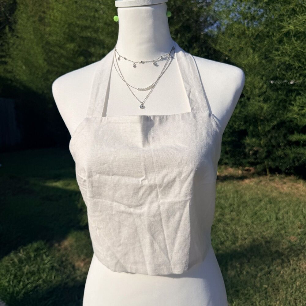 White Linen Halter Crop Top Open Back Tie Neck Coastal Summer Top NWT Medium